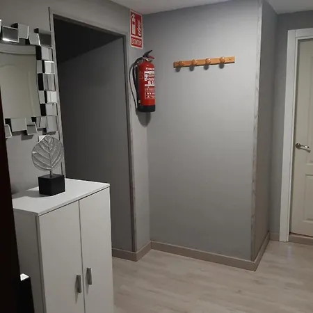 Piso Con Terraza En Apartmán Felechosa